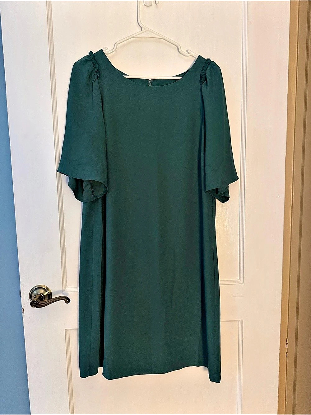 Ann Taylor Factory Mini Dress in Green Size 10 Like New